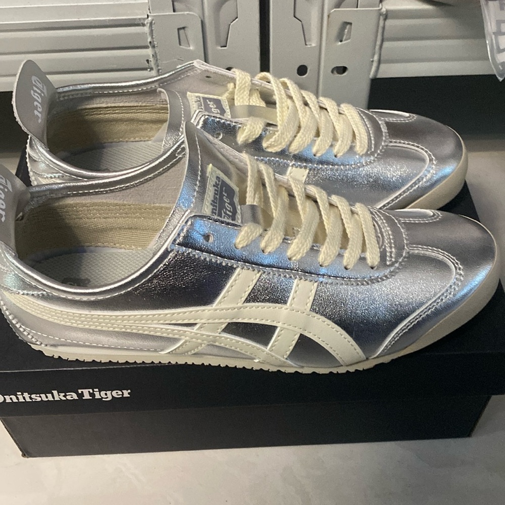 Asics Onitsuka Tiger Mexico 66 Slip-On Silver Sneakers Mens 8.5